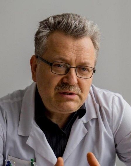 Doctor An infectionist Mateusz